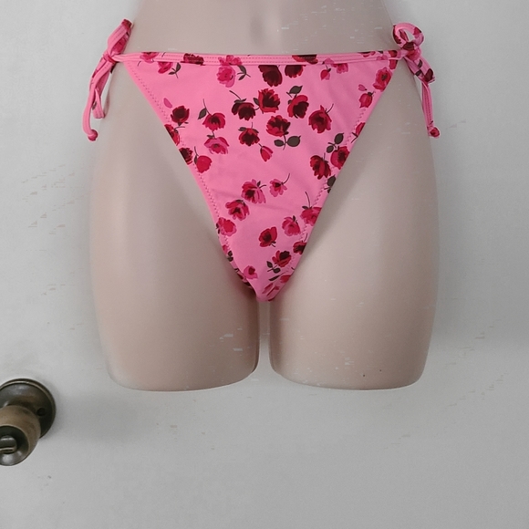 Floral Print Halter Bikini - Picture 3 of 11